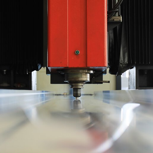 Gantry style friction stir welding joining aluminum alloys