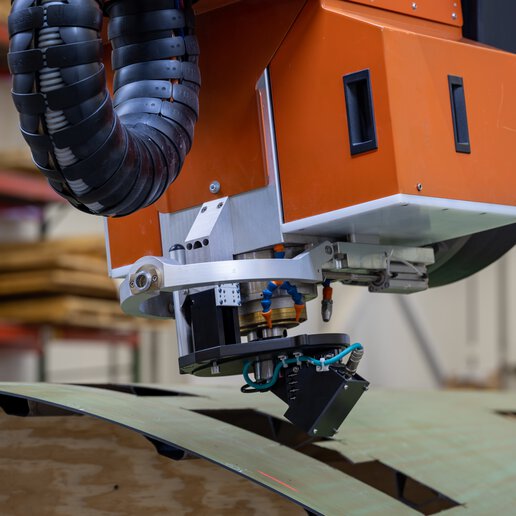 Scanning composite part in adaptive manufacturing process