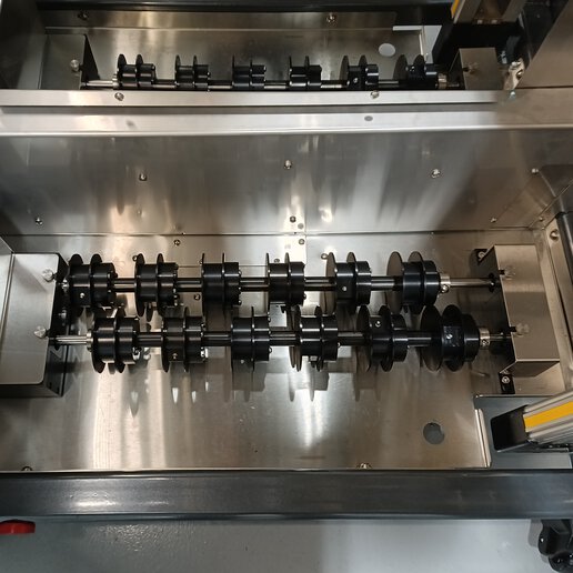 Detailed view inside PAR dip coating machine
