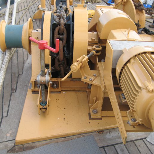 Mooring electric winch.