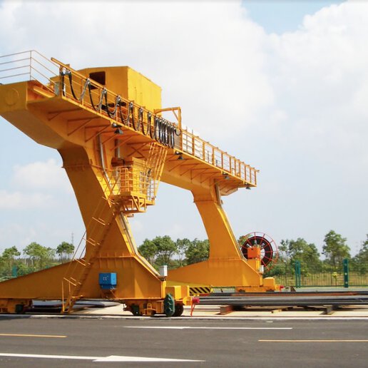 Steel handling gantry crane