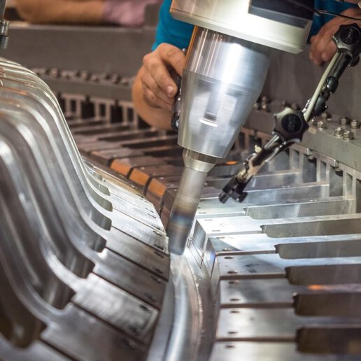 PAR Systems engineer handling equipment.